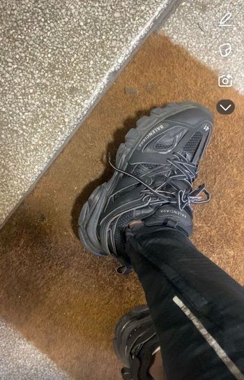 Balanciaga track 41 65€
