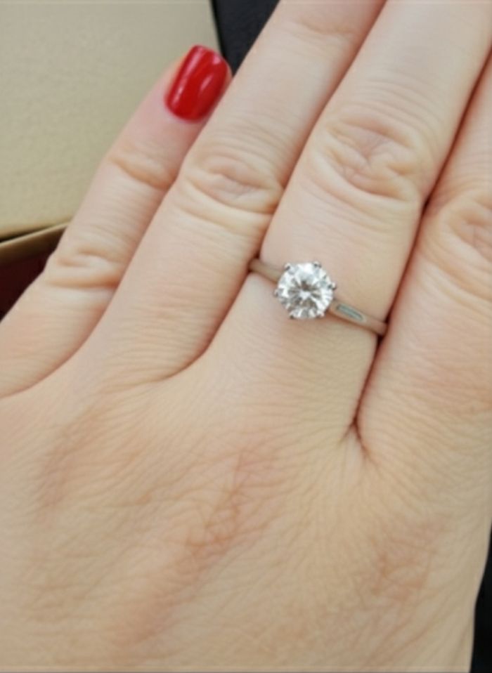 Magnifique Bague en acier certi de pierre neuve