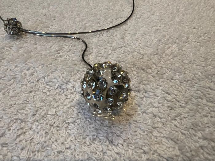 Collier cristaluna saturno en cristal acrylique transparent swarovski 200 513 00 neuf - photo numéro 2