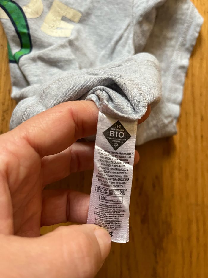 Lot tee shirt avec sequins Taille 4 ans - photo numéro 5