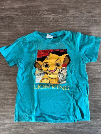 T shirt roi lion