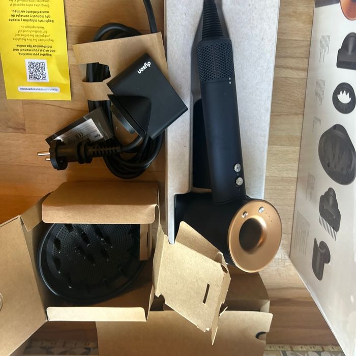 Sèche cheveux Dyson supersonic qualité professionnel Neuf - photo numéro 3