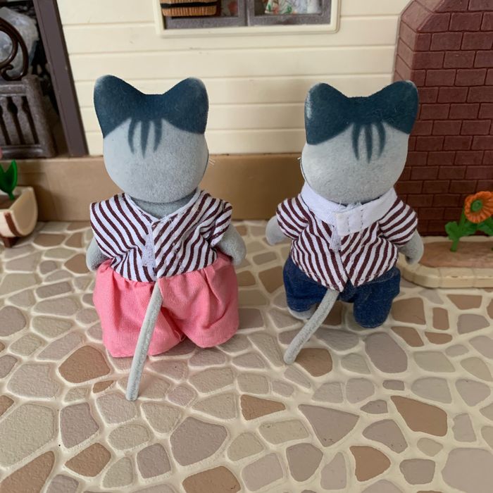 Chats gris commerçants sylvanian families - photo numéro 2