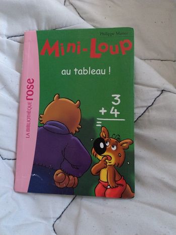 Mini loup au tableau