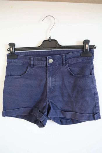 C55 short marine H&M 13-14 ans