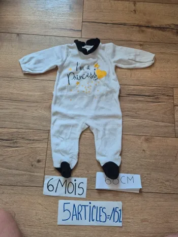 Pyjama velours 6 mois “I’m a Princess” Très bon état 👑💖