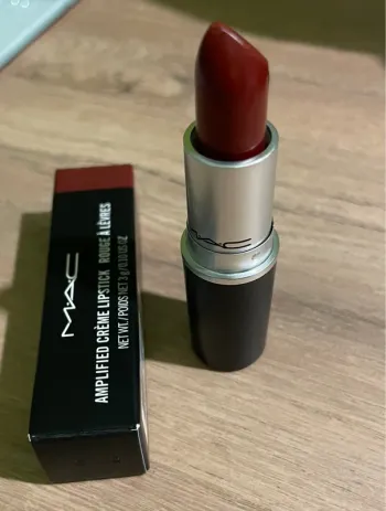 Rouge à lèvre mac 108 dubonnet neuf