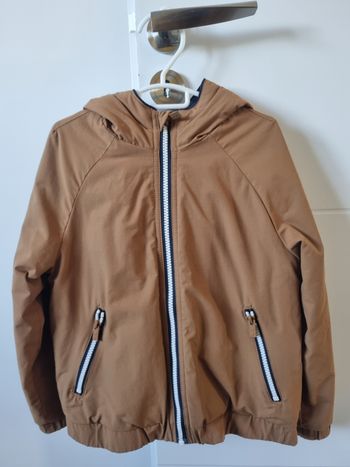 Veste doublée avec capuche garçon 8 ans Okaidi en excellent état