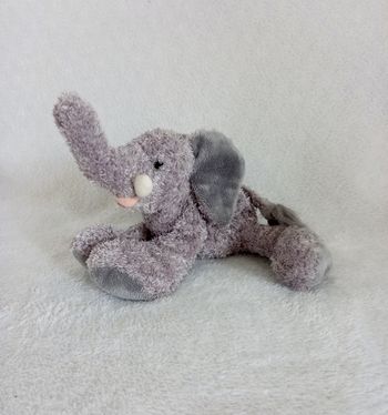 Doudou éléphant Keel Toys 