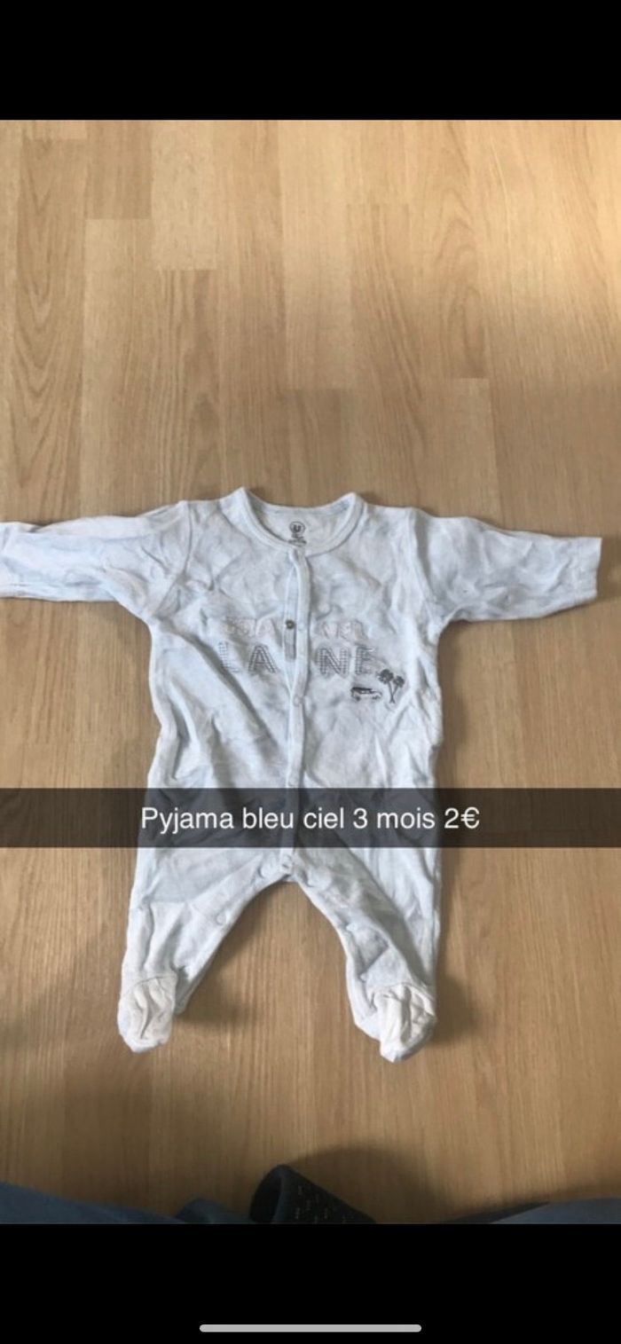 Pyjama bleu ciel 3 mois