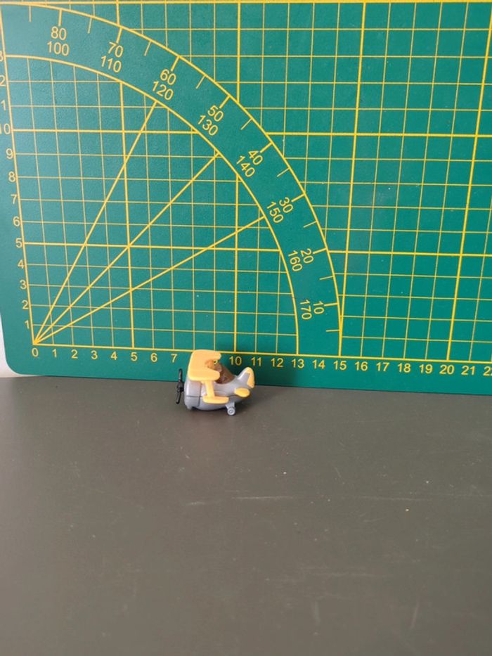 avion cars disney - photo numéro 4