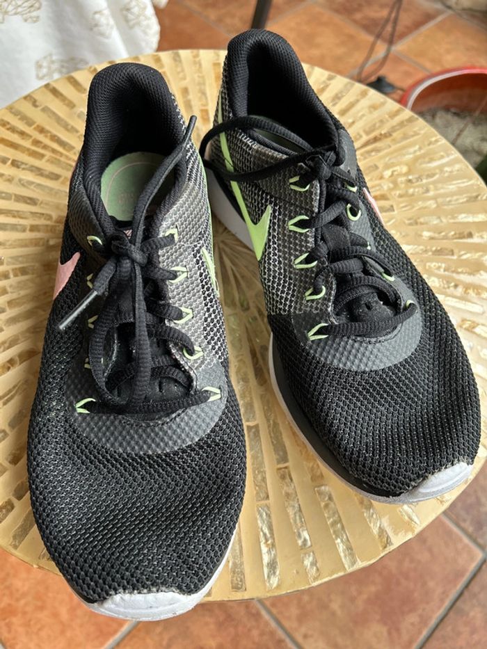 Nike basket pointure 38 - photo numéro 4