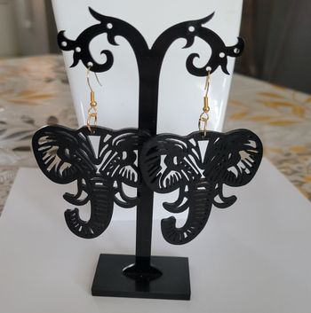 BOUCLES D'OREILLES ELEPHANT NOIR ! NEUVE !