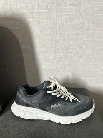 Basket Fila grise 44