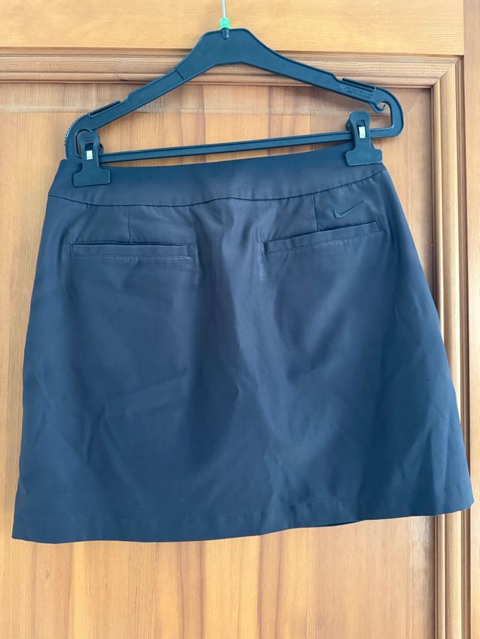 Jupe short Nike Marron/noir Taille 38 - photo numéro 2