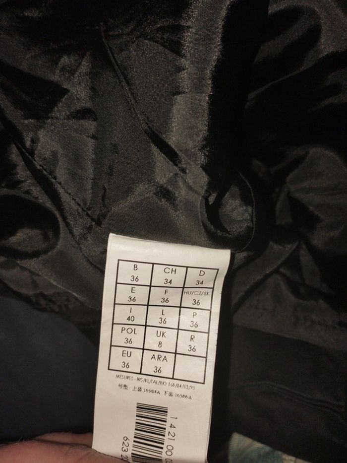 Jupe courte femme - photo numéro 4