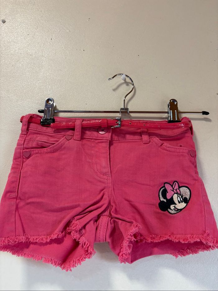 Short fille taille 116 - photo numéro 1