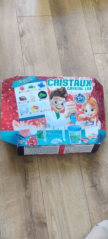 Cristaux crystal laboratoire jeu de société sciences à partir de 8 ans