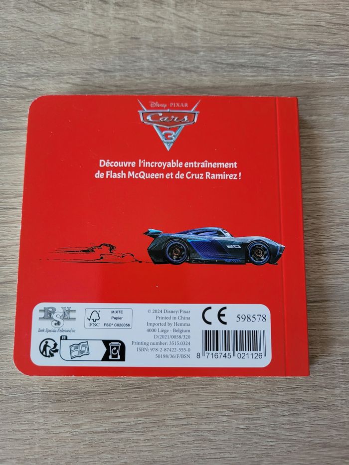 Livre L'entraînement de Flash MCqueen - photo numéro 2