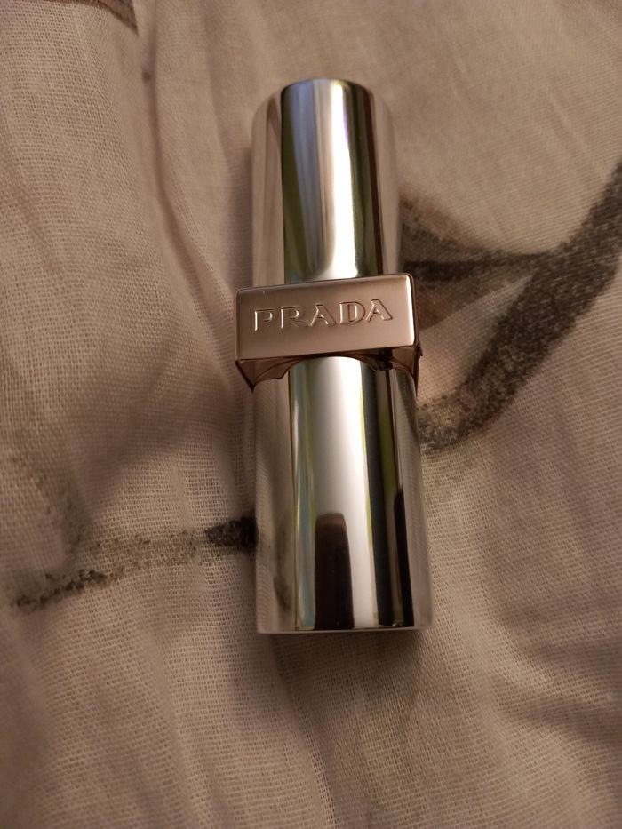 rouge à lèvres prada - photo numéro 4