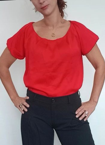 Blouse chic satin rouge taille 42