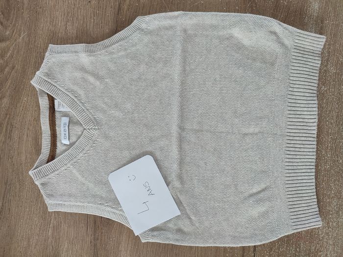 Pull sans manche