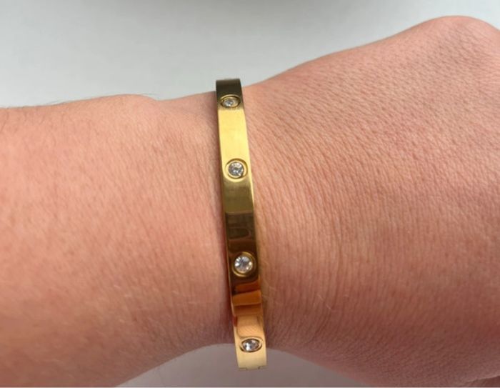Bracelet