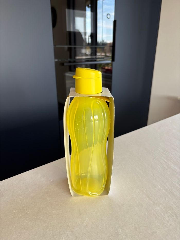 Gourde Tupperware - photo numéro 3