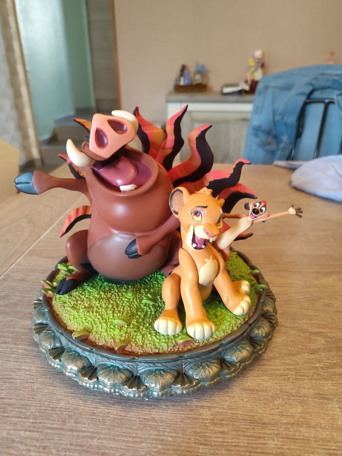 Figurine musicale le roi lion