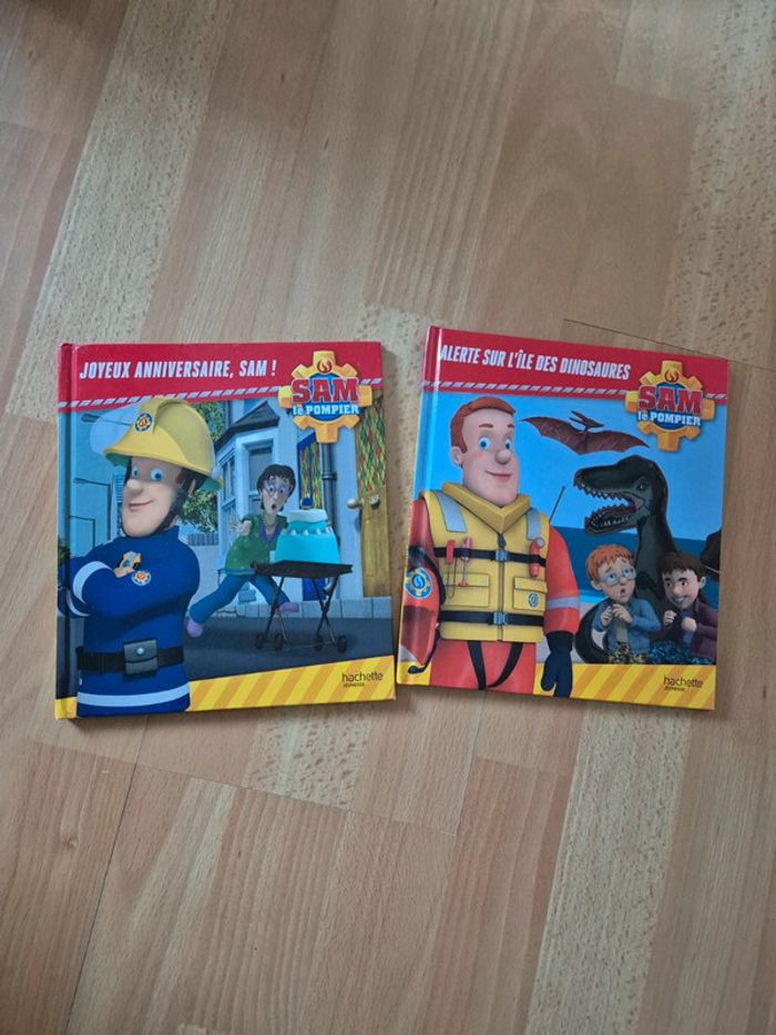 Lot de 2 livres sam le pompier