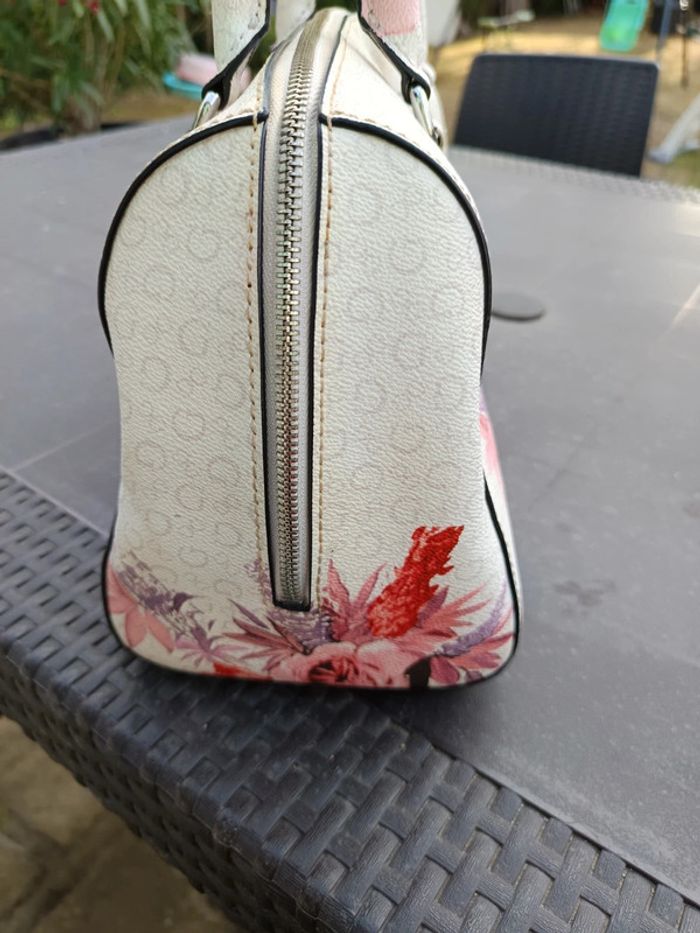 Sac guess - photo numéro 7