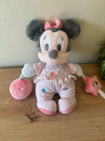 Doudou peluche Minnie mouse rose  eveil etoile balle grelot Disney baby