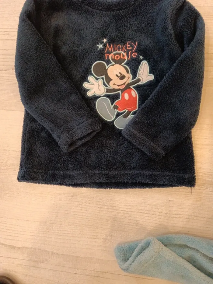 Pyjama chaud en polaire Mickey 18 mois - photo numéro 3
