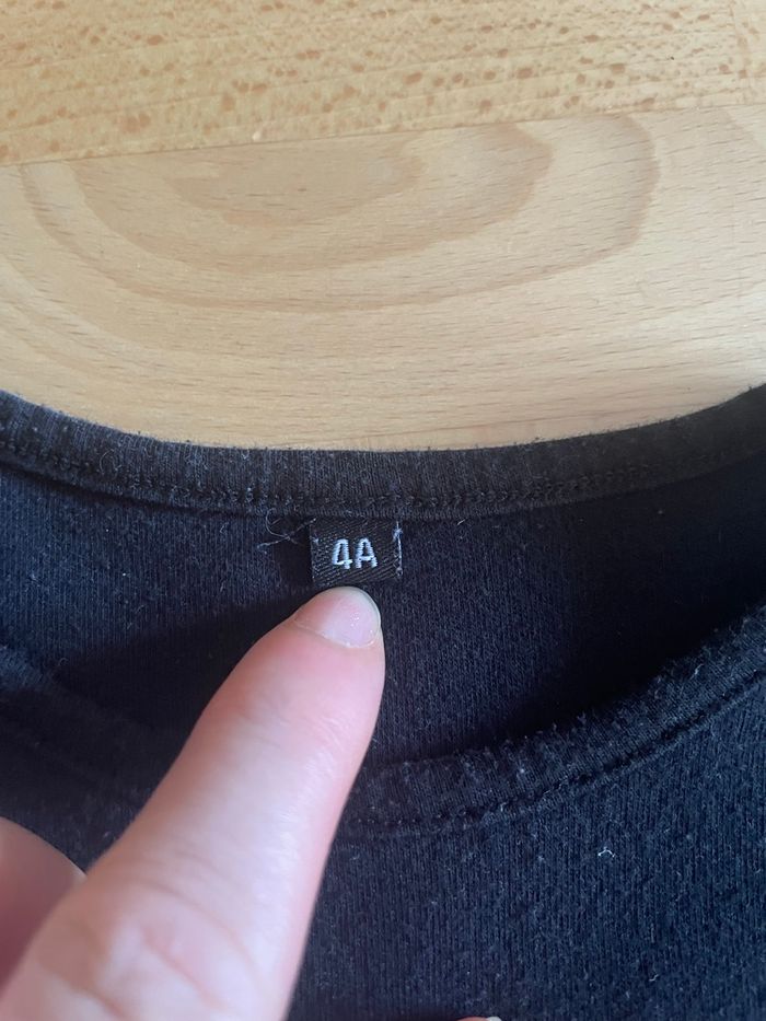 Robe noire - photo numéro 2