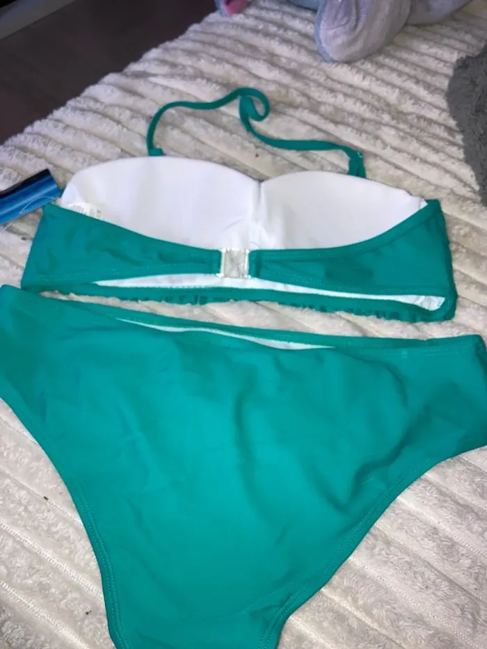 Maillot de bain vert 2 pce T.46 - photo numéro 2