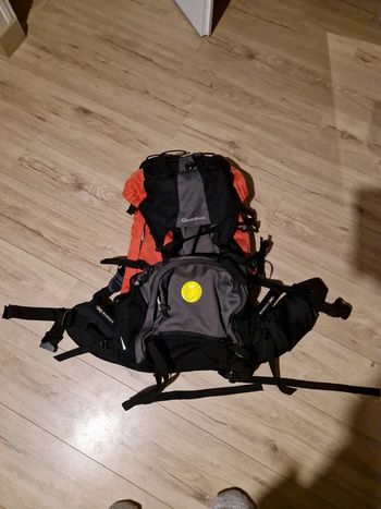 Sac à dos de trekking femme quechua forclaz f50 symbium Lady