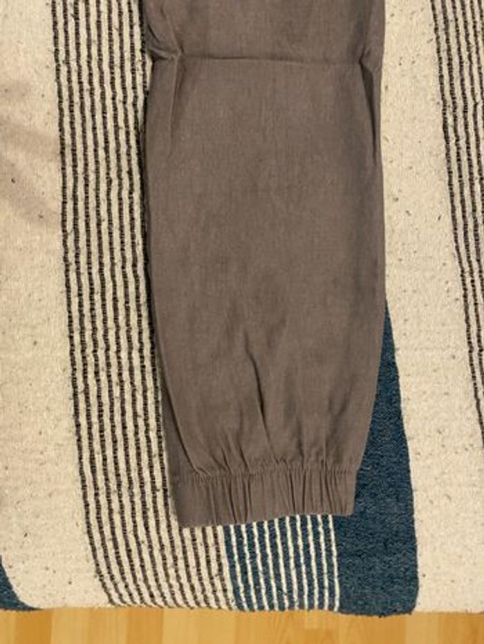 Cargo gris - photo numéro 4