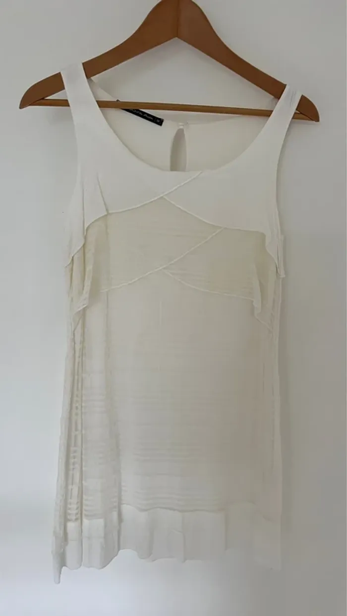 Robe blanche style « sixties » broderie et tulle