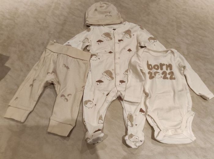 Lot 4 pièces bébé hérissons 2022 H&M 1-2M neuf