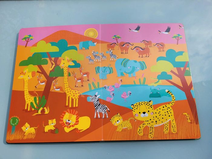 Grand livre à flaps 🦍 Mon Bel Imagier 🦜 Les animaux 🐆 73 - photo numéro 9