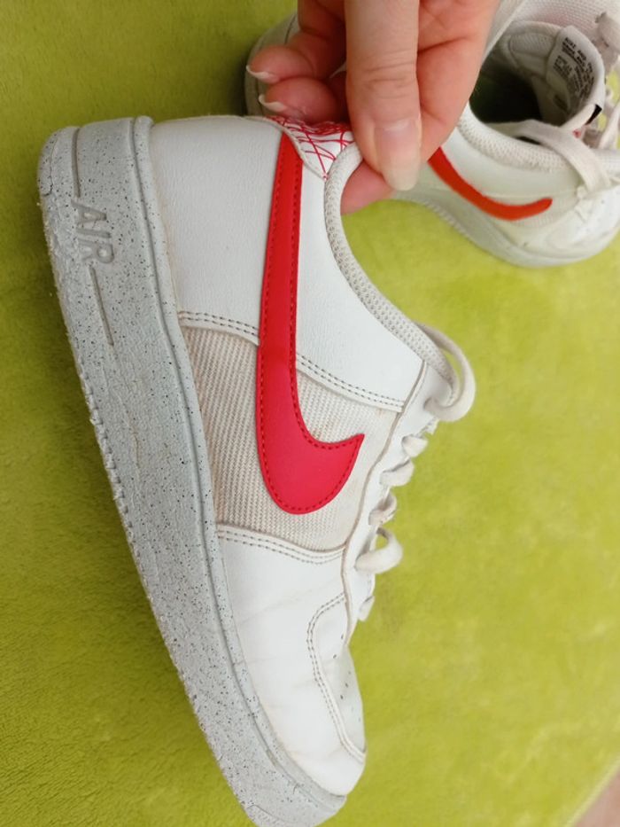 Air force 1 modèle junior taille 39 - photo numéro 5