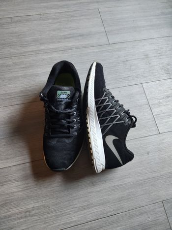 Nike pegasus 32 taille 41 Très bon état