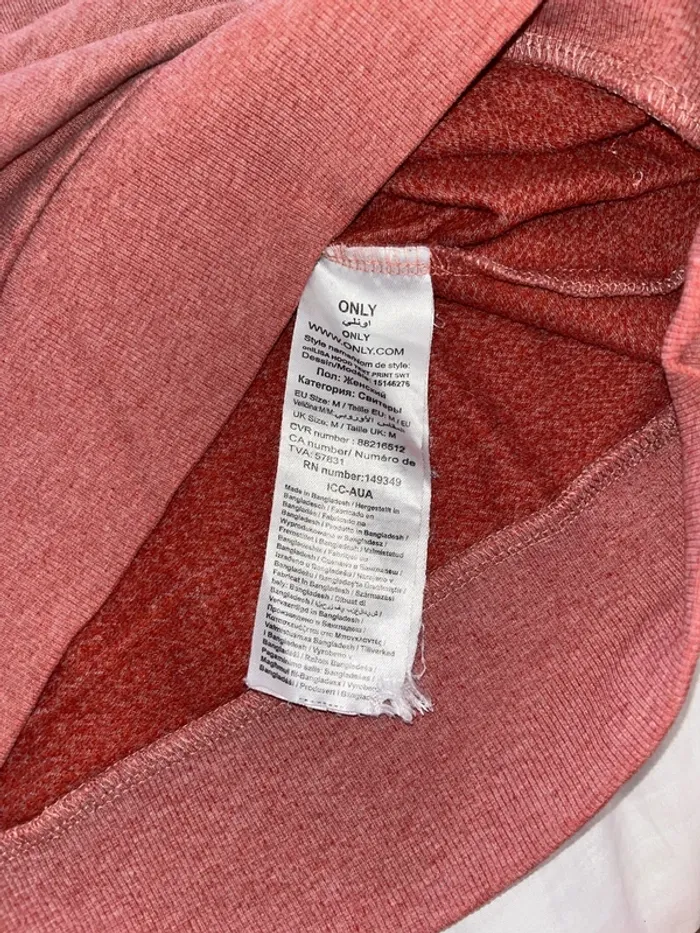 Sweat a capuche - photo numéro 5
