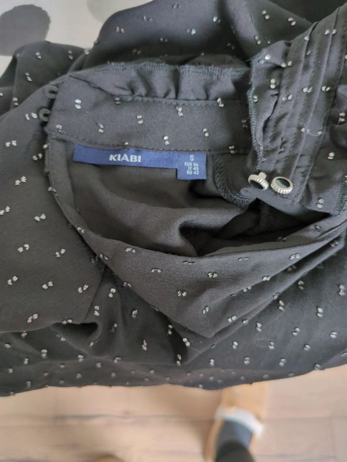 Blouse noire à sequins - photo numéro 3
