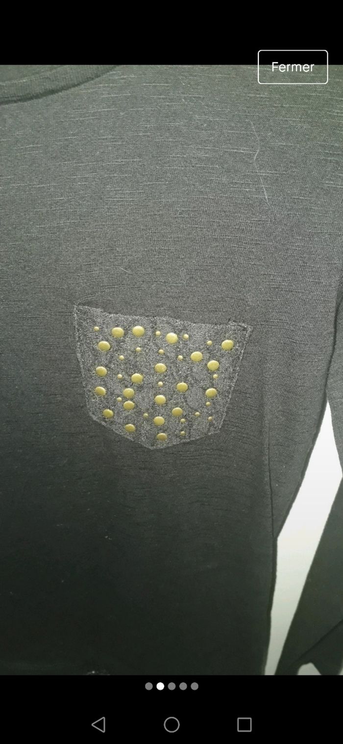 Haut noir - photo numéro 2