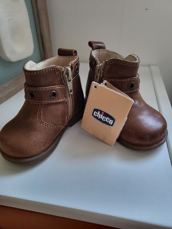 Bottines chicco neuves pointure 18