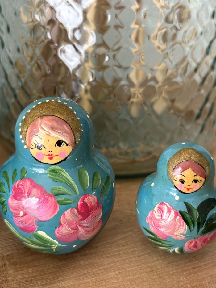 Poupée russe matriochka en bois - photo numéro 7