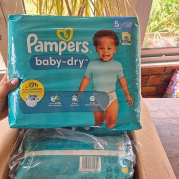 Couche taille 5 Pampers : 156 couches (4*39)