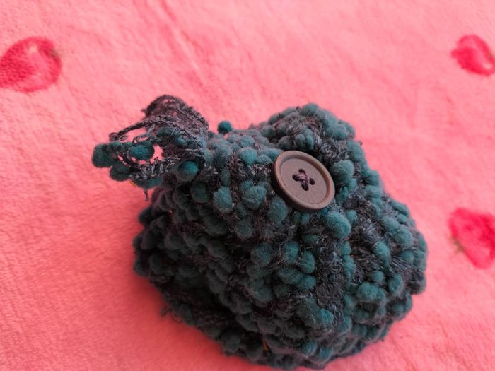 Vide-poches ou bonnet de poupée - photo numéro 2