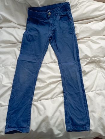 Pantalon bleu 146 cm 3€